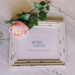 White rustic picture frame